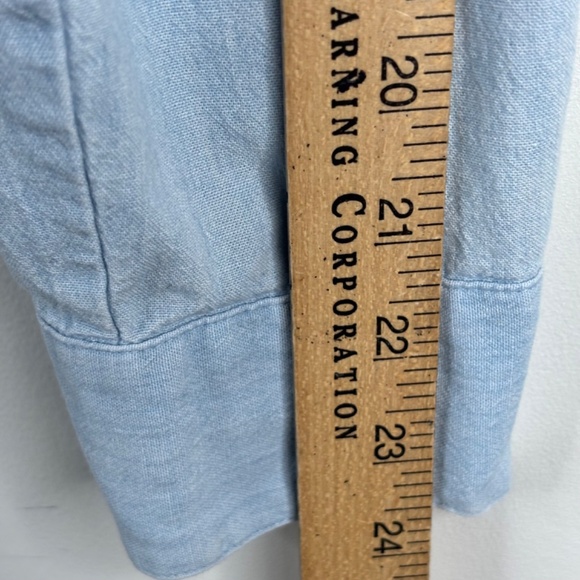 VTG 90s Embroidered Denim Christmas Cat Shirt 12 Holiday Festive Button Down - Picture 11 of 12